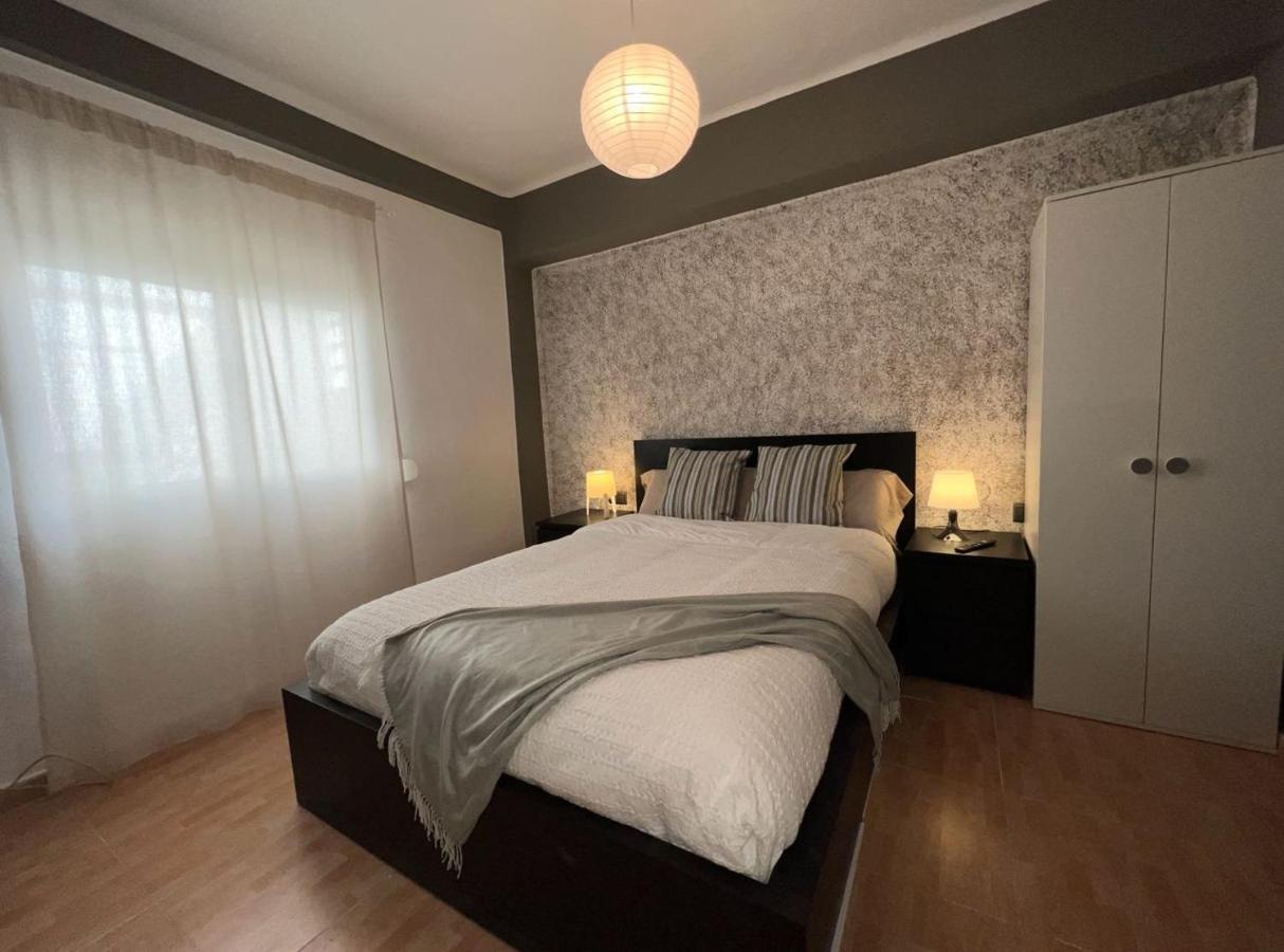 Holidays2Malaga 2 Bedroom Armengual De La Mota Close Shopping Center Bagian luar foto