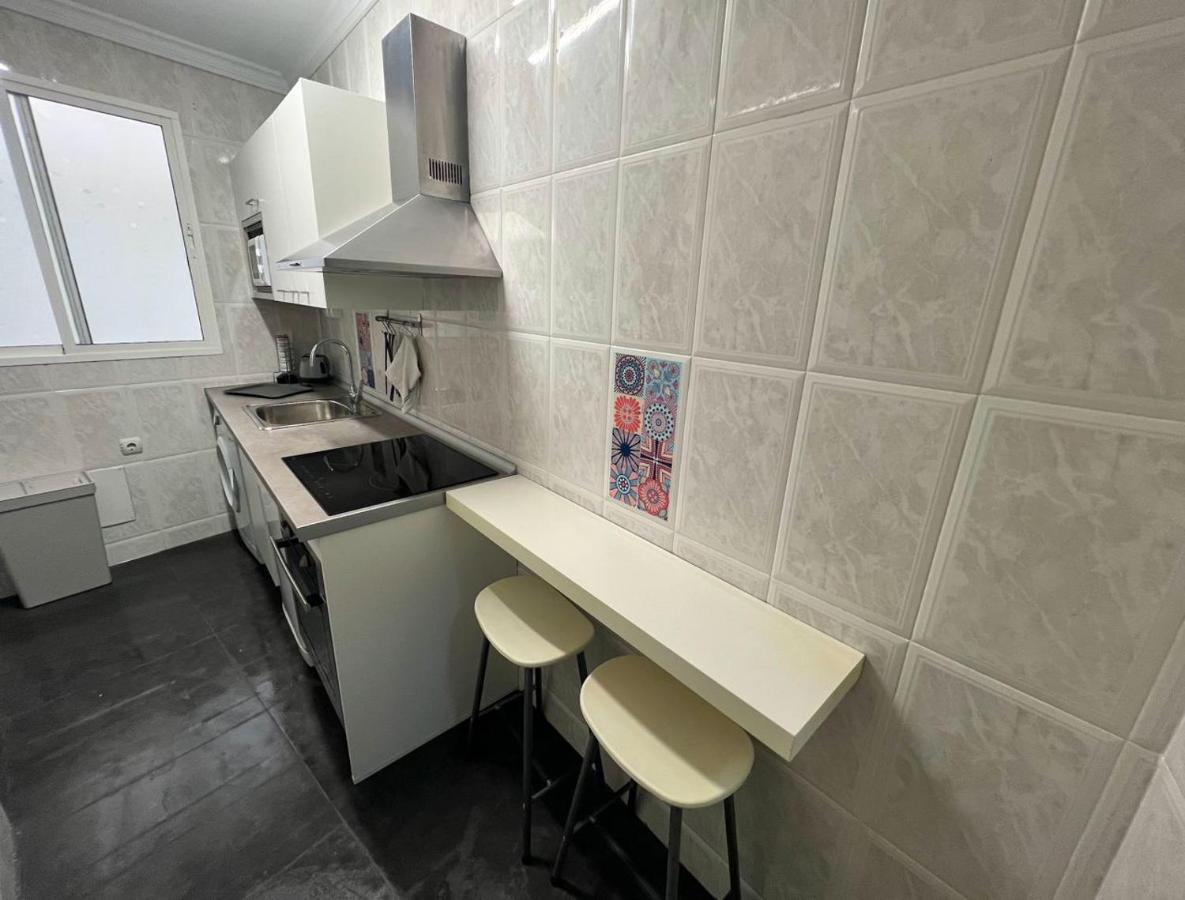 Holidays2Malaga 2 Bedroom Armengual De La Mota Close Shopping Center Bagian luar foto