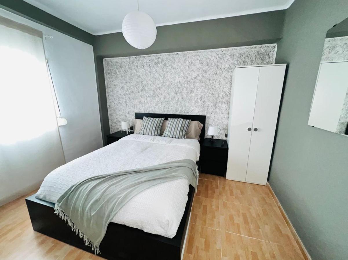 Holidays2Malaga 2 Bedroom Armengual De La Mota Close Shopping Center Bagian luar foto